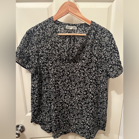 Pleione Black and White Floral Blouse - Picture 1 of 3